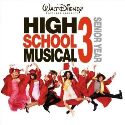Vanessa Hudgens & Zac Efron in High School Musical 3: Senior Year