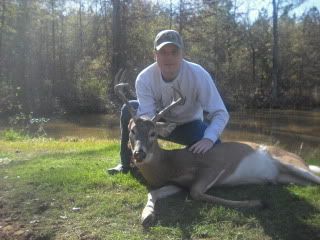 Food Plots buck taken hunting food plots