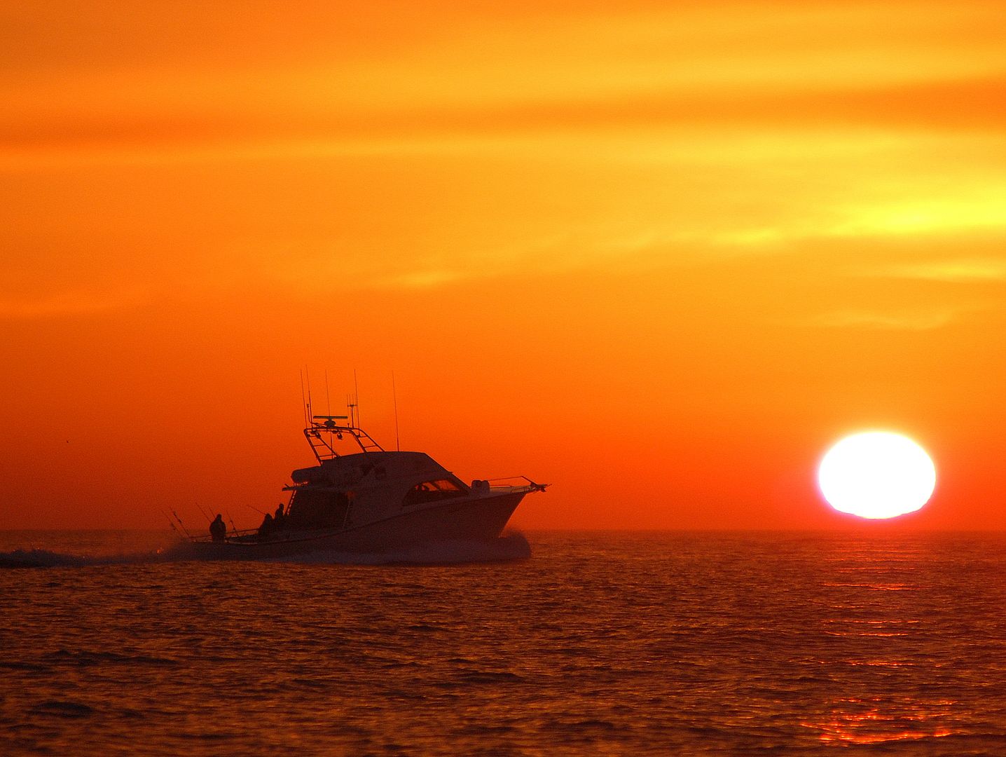 boatsunrise.jpg