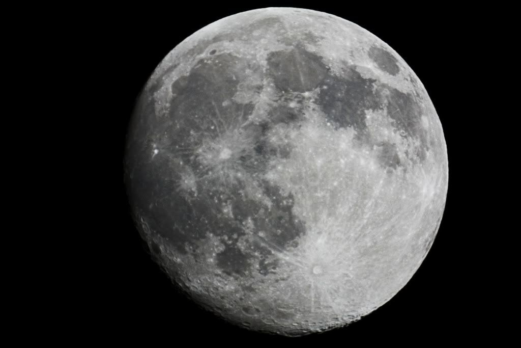 moon30aug19252009.jpg
