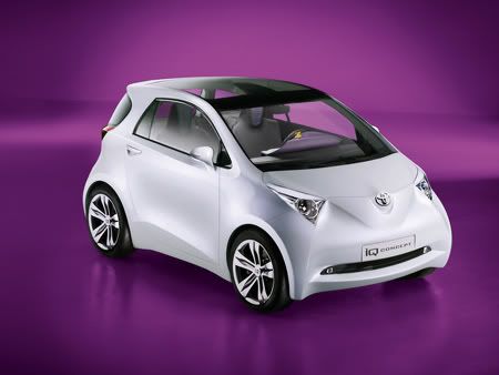 Japan Toyota finalizes the launch of iQ  