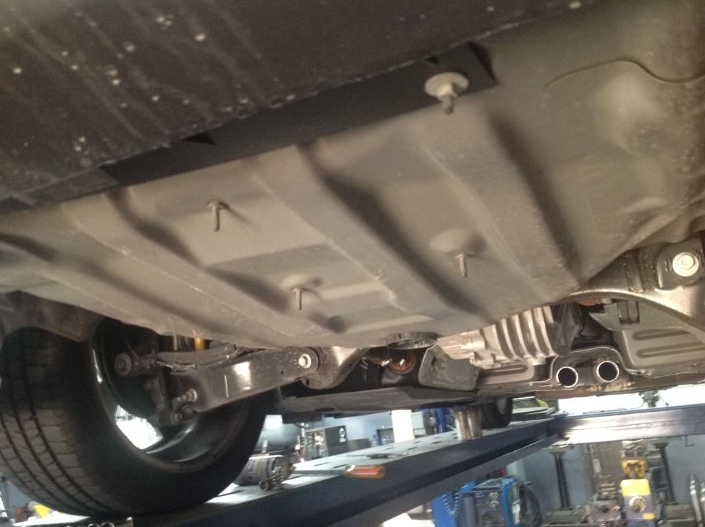 40 Series Flowmasters, and removed resonators WOW! Dodge Challenger