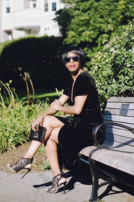  photo jadore-couture-express-velvet-cocktail-dress.jpg