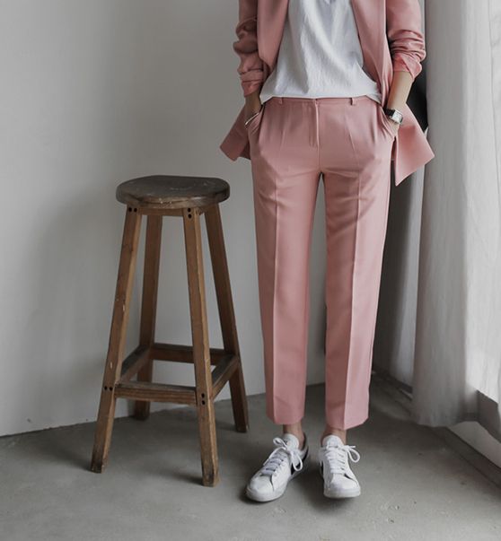  photo jadore-couture-pink-suit.jpg