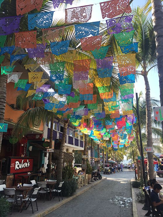  photo jadore-couture-sayulita-colorful-flags.jpg