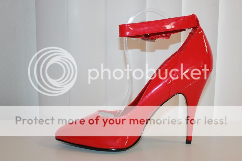 Kellie Pickler Autograph Signed Red High Heel Shoe