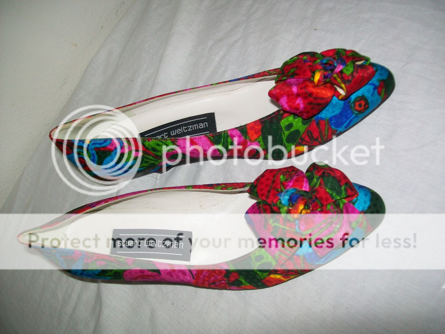 STUART WEITZMAN Vtg Women Floral Mid Heel PUMPS Shoe Size 6 AA